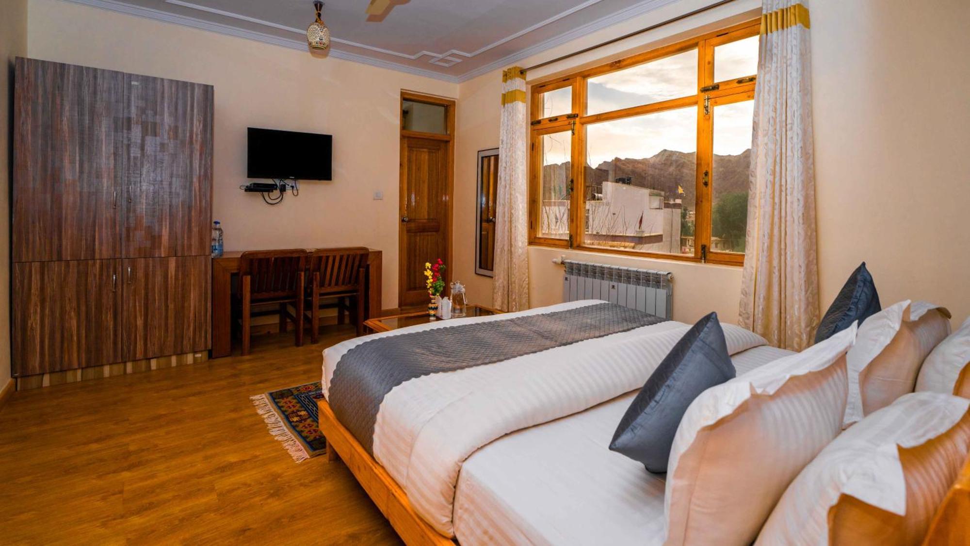 Hotel Om Ladakh Léh Exteriér fotografie