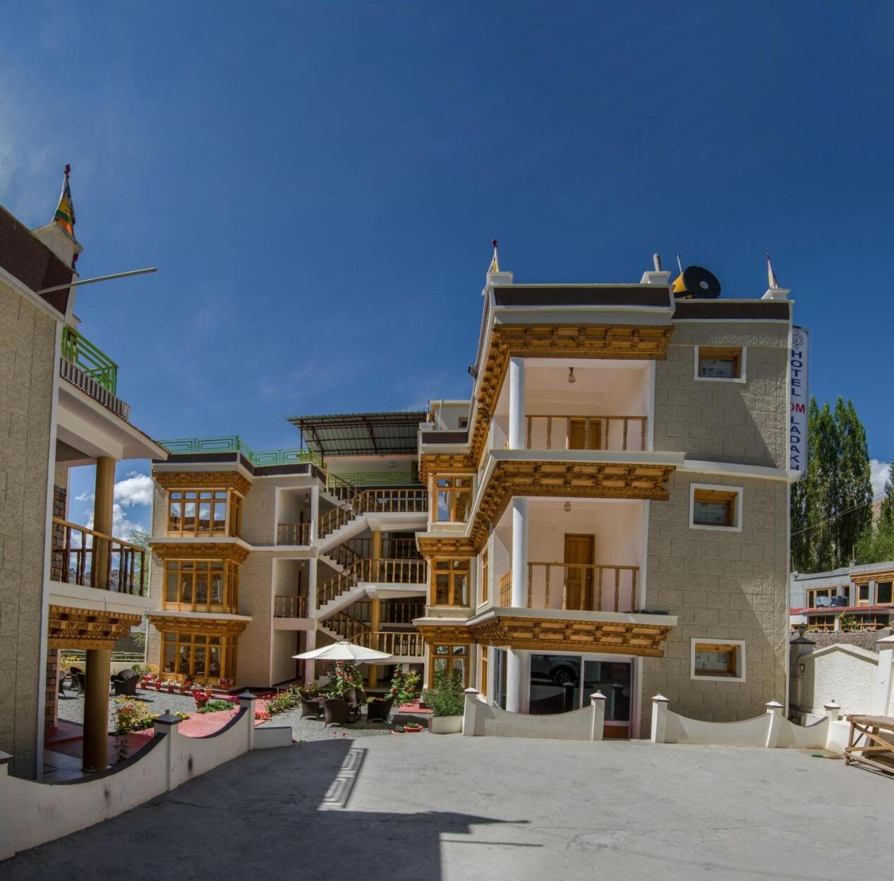 Hotel Om Ladakh Léh Exteriér fotografie
