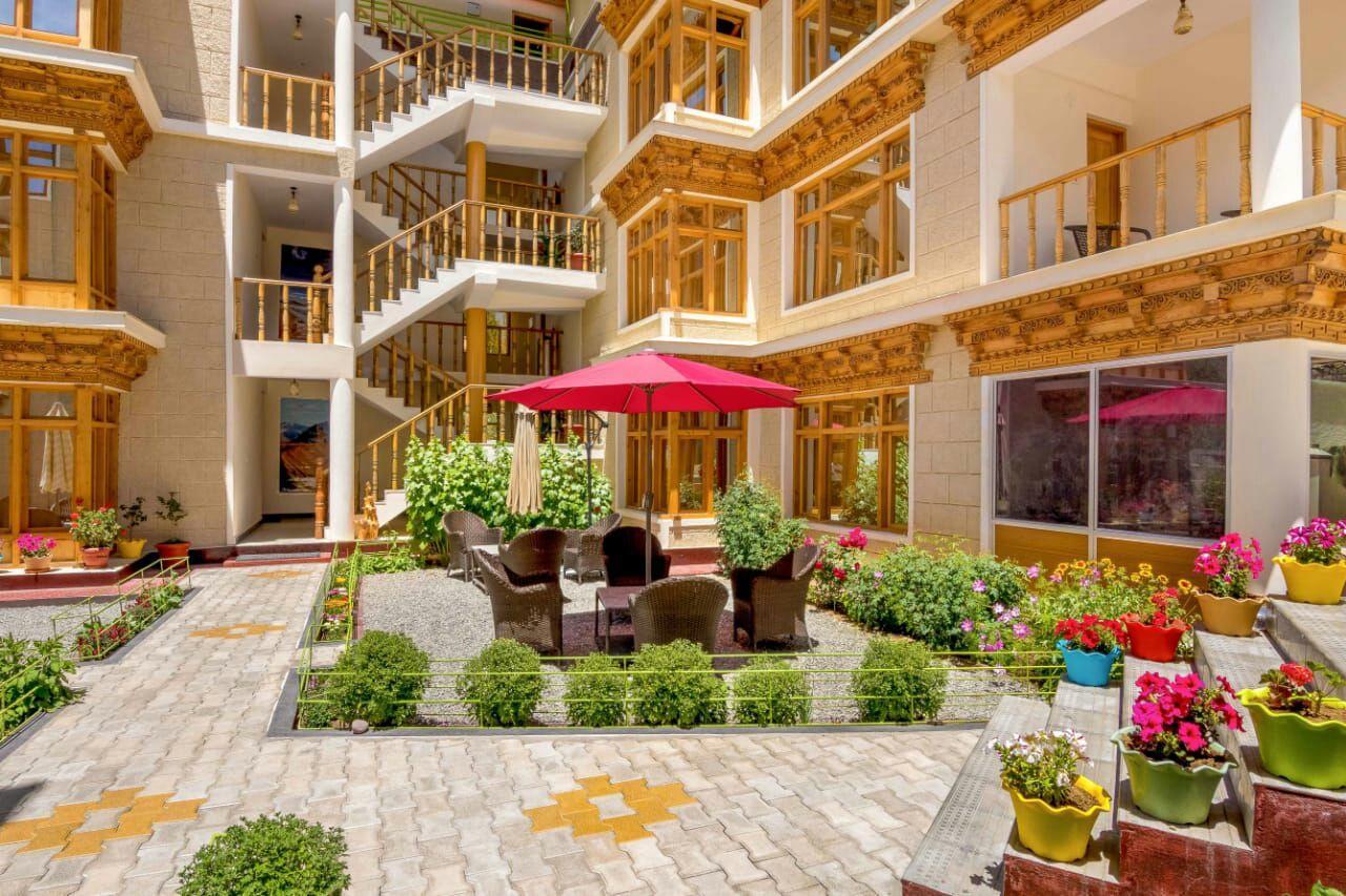 Hotel Om Ladakh Léh Exteriér fotografie