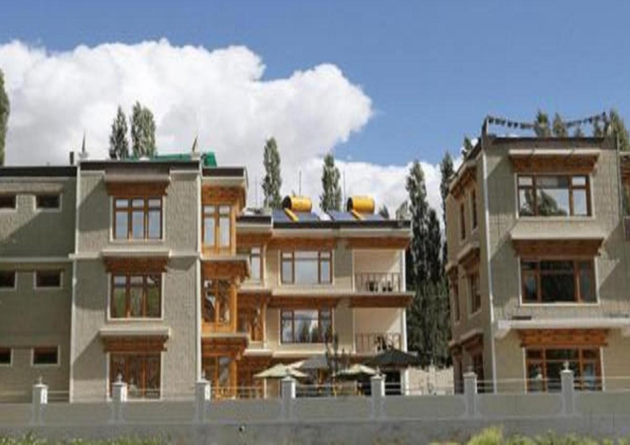 Hotel Om Ladakh Léh Exteriér fotografie