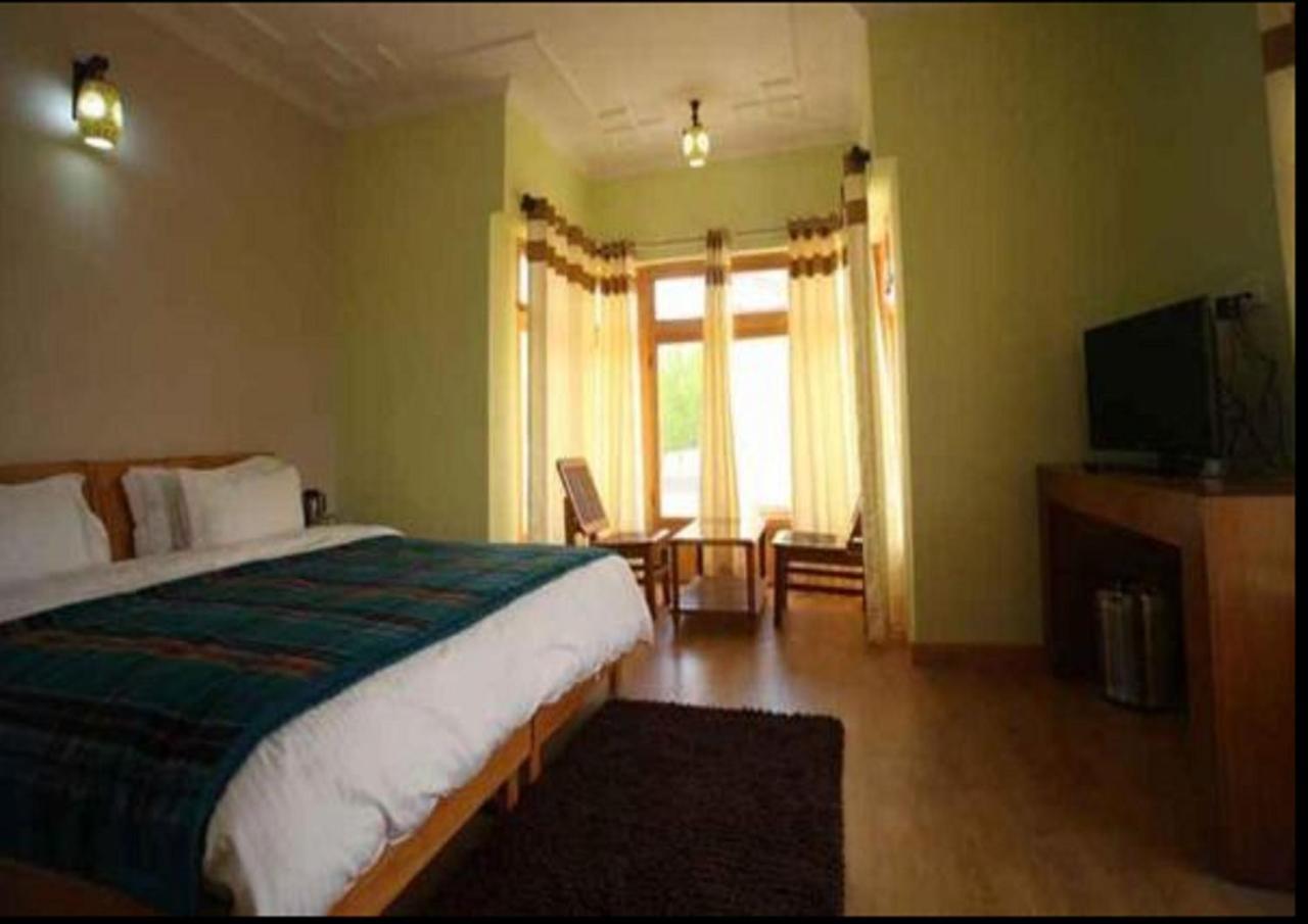 Hotel Om Ladakh Léh Exteriér fotografie